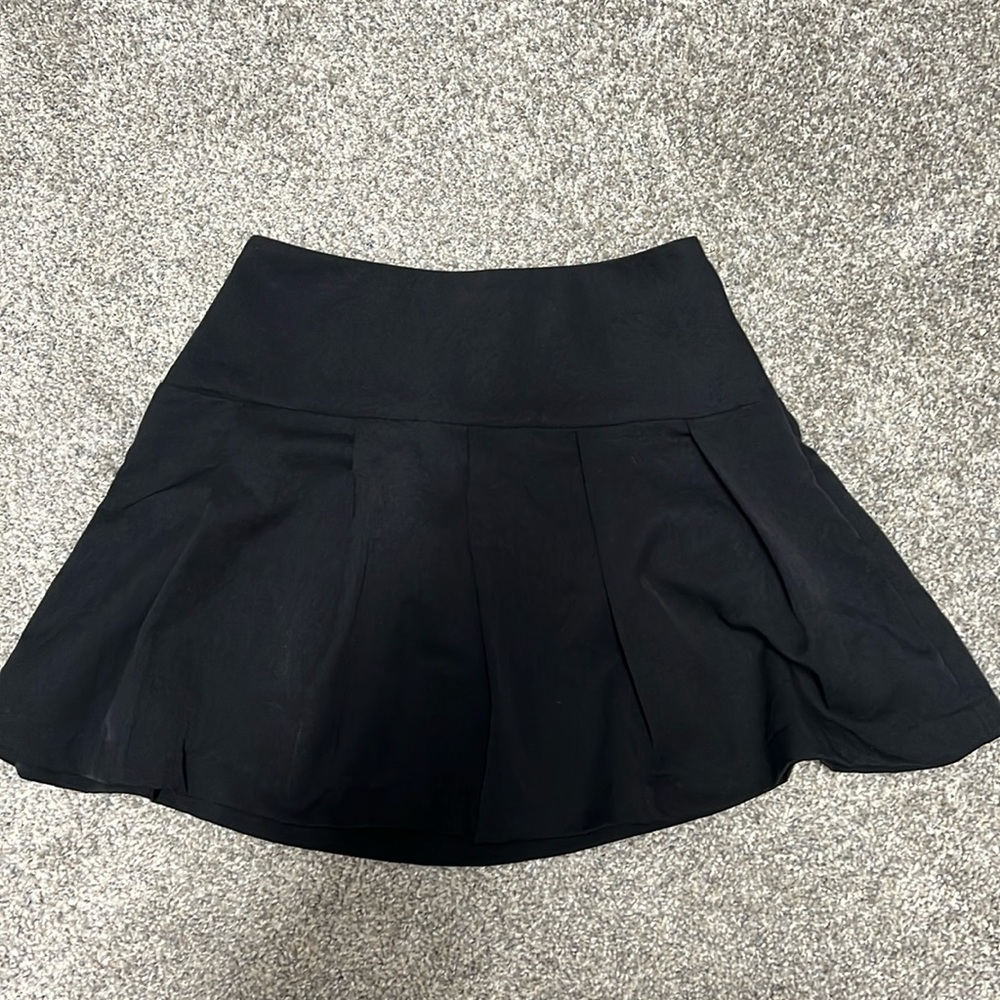 H&M Black Pleated Tennis Skirt